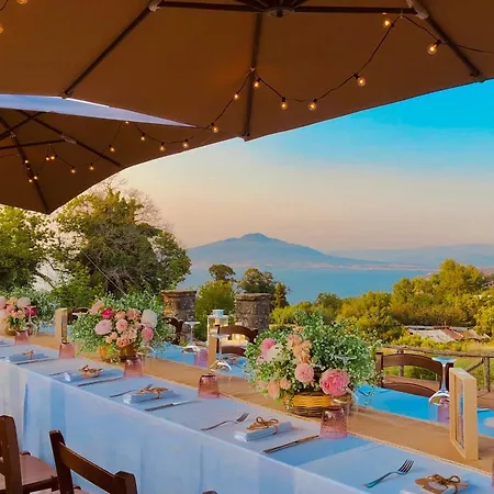 La Dimora 3: Comfort, Garden And Pool Dom wakacyjny *