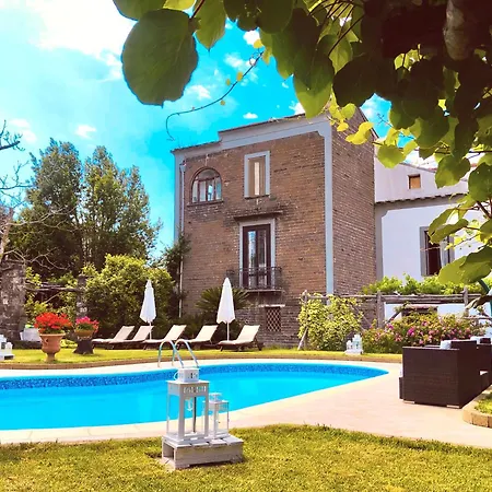 Dom wakacyjny La Dimora 3: Comfort, Garden And Pool *